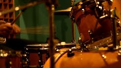 Anji - Dia - Rock Cover by Jeje GuitarAddict ft Resnu Andika Swara (of Last Crying)  - Durasi: 3:12. 