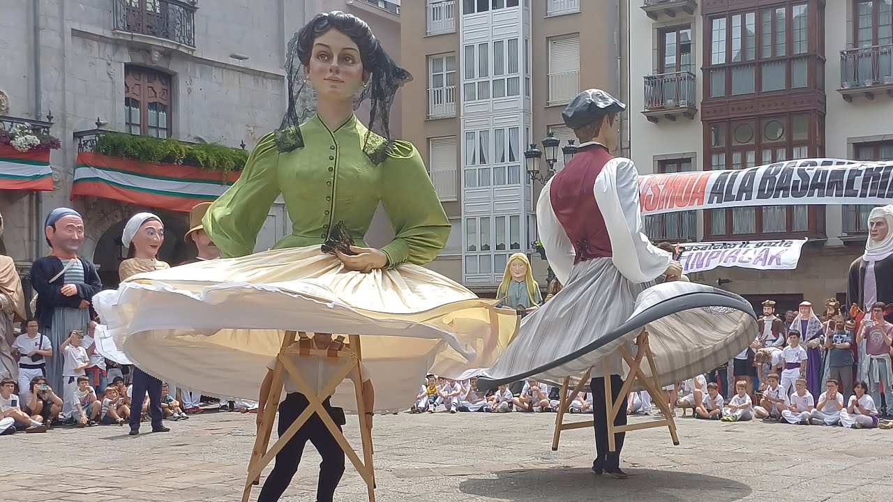 Vals II Gigantes de Aretxabaleta en el 40 Aniversario de los Gigantes de Arrasate | 22/06/2025