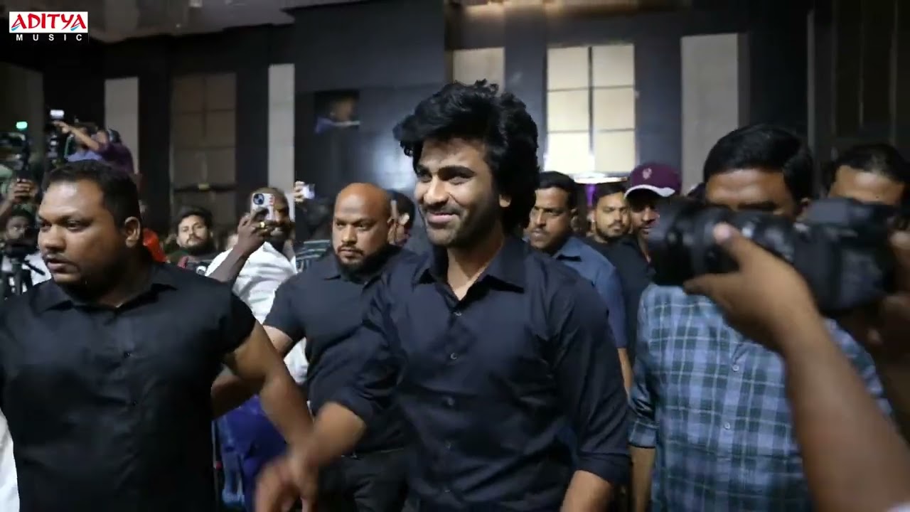Hero Sharwanand Entry @ Odela 2 Pre Release Event | Tamannaah | Sampath Nandi