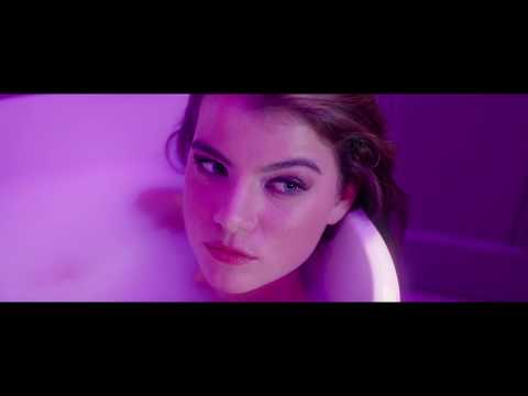 Adela - Nech to bejt mp3 ke stažení