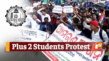Odisha CHSE Plus-2 Ex-Regular Students Picked Up By Police During Protest In Bhubaneswar | OTV News