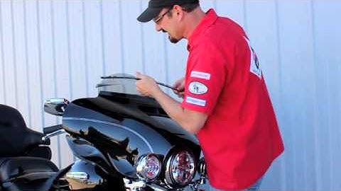 How to Install a Flare® Windshield for Harley-Davidson® 2014+ Street Glide (FLHT, FLHX)