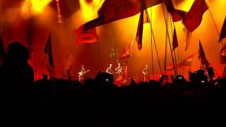 Coldplay (HD) - Charlie Brown (Glastonbury 2011)