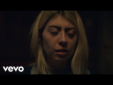 Charly Bliss - Chatroom