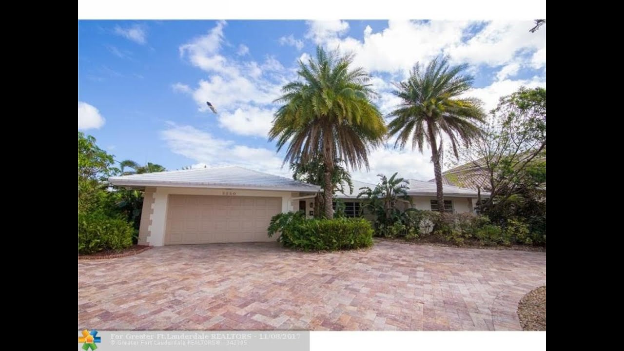 Residential for sale 3220 NE 23rd Ave, Lighthouse Point, FL 33064