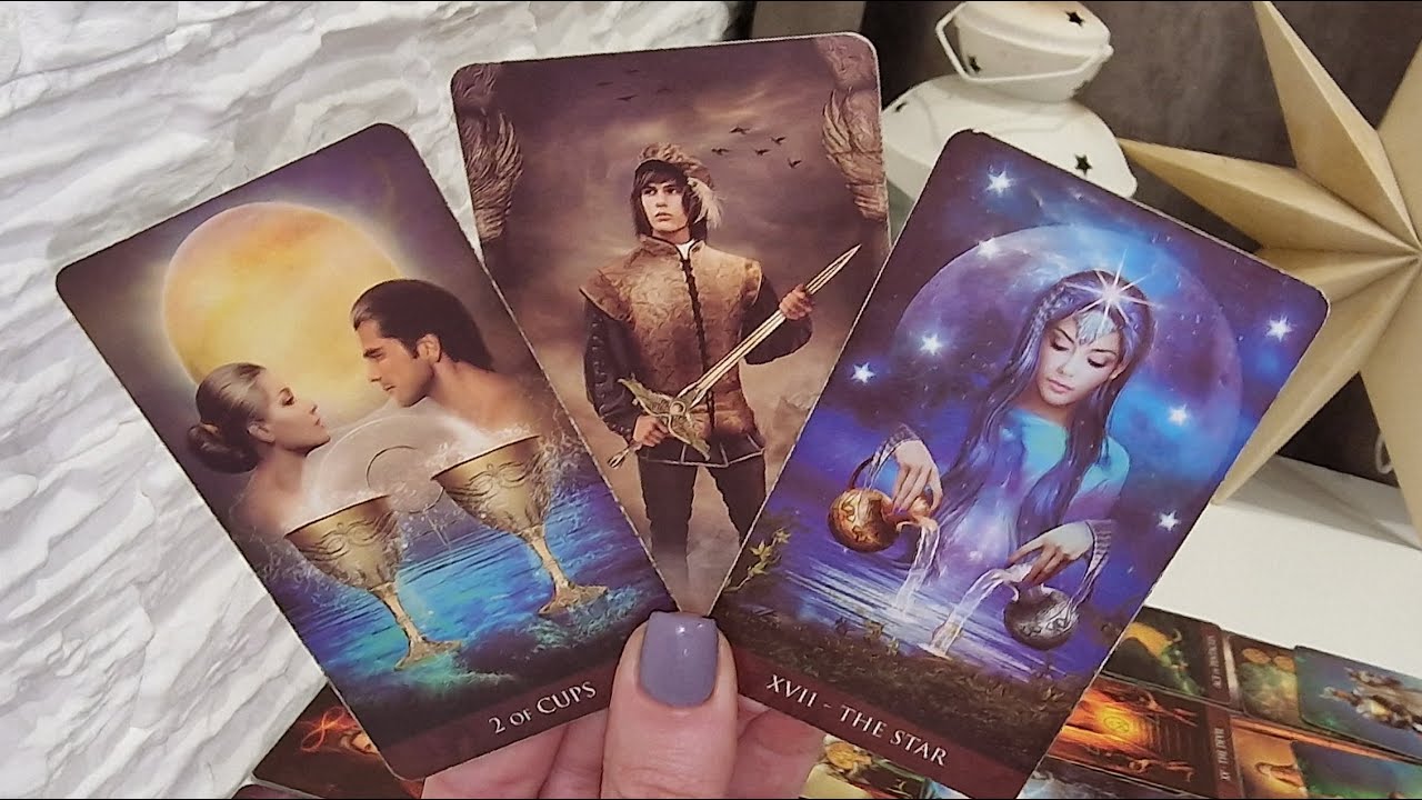 ЕГО МЫСЛИ И ЧУВСТВА К ВАМ ПРЯМО СЕЙЧАС...💥 О чём мечтает и чего хочет с вами⁉️ Расклад таро