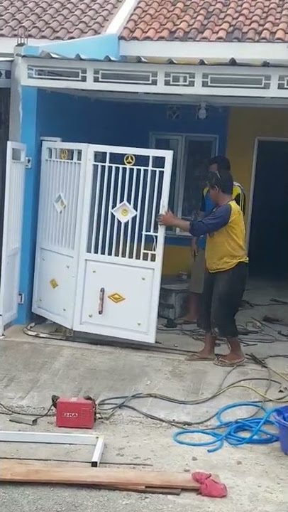 pintu dorong lengkung