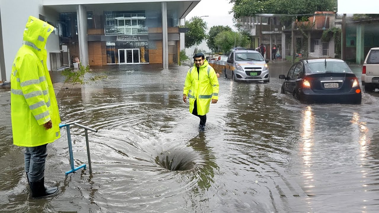Unclogging Drains to Combat Flooding Clogged Drains to Flood Free ...