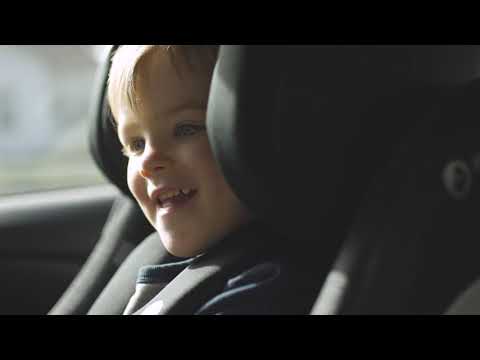Travel in comfort and safety with the Vita Convertible Car Seat