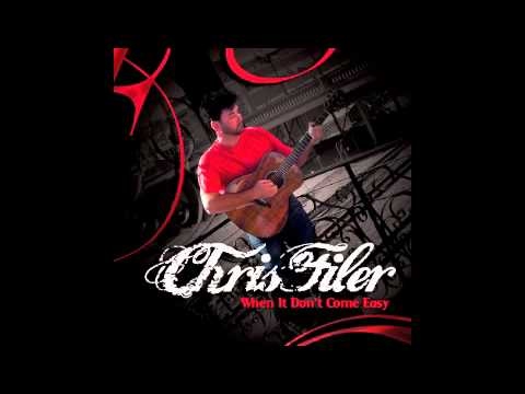 Chris Filer singing, "When It Don't Come Easy" - s...