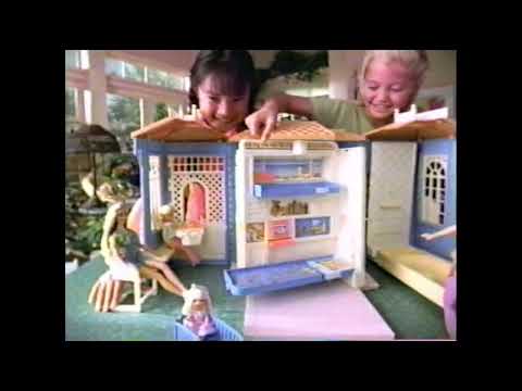Barbie 1999 : Barbie Family House Commercial