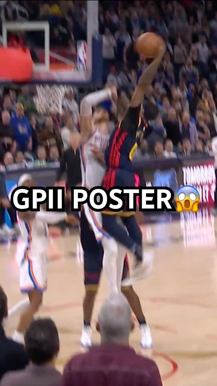 Gary Payton II with the massive poster! ?