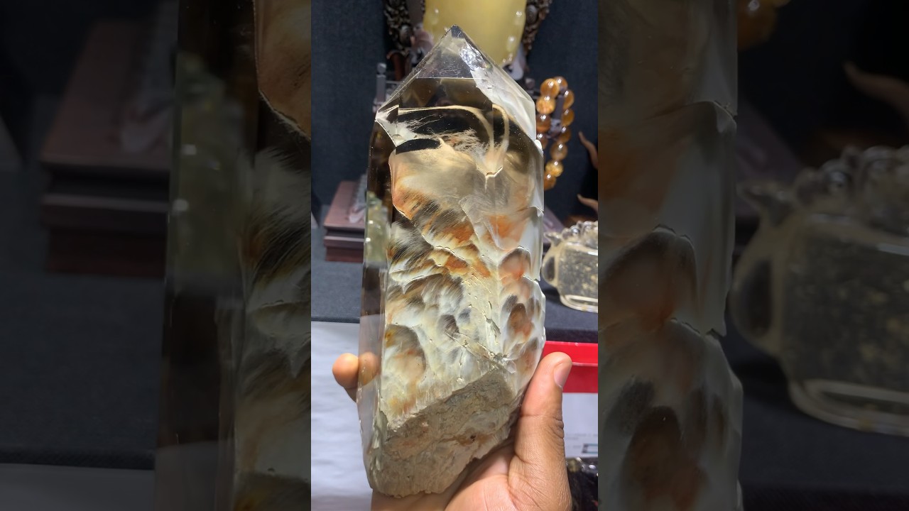 Rare Smoky amphibole quartz point 💎 