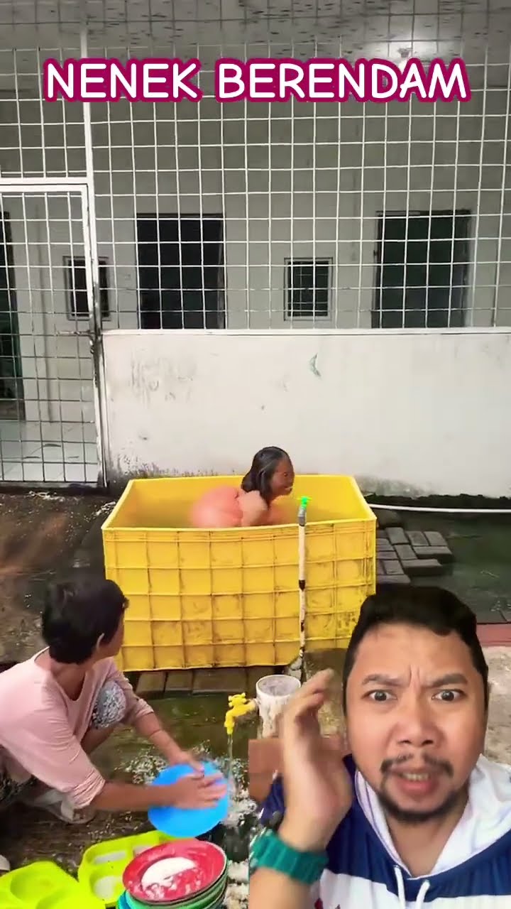 NENEK SUKA BERENDAM!!!?? #funny #comedy #satisfying #humor #shorts