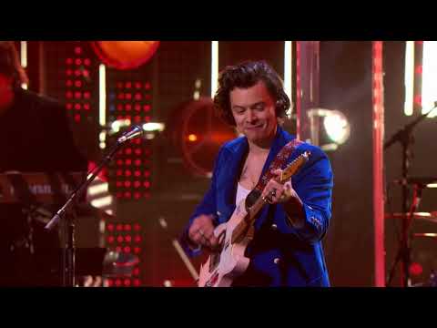 Stevie Nicks, Harry Styles perform "Stop Draggin' My Heart Around" at the 2019 Hall of Fame Ceremony