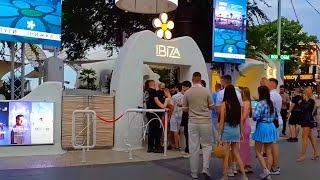 ARCADIA. Odessa hung out here 30 years ago... and still hangs out here.