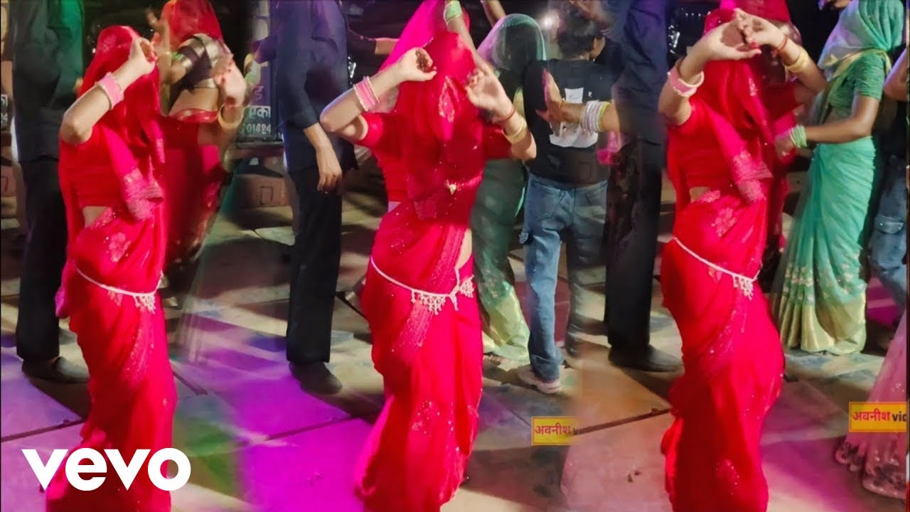 Rajneesh Kumar - Bedardi Shyam Moko Satave (Music Video)