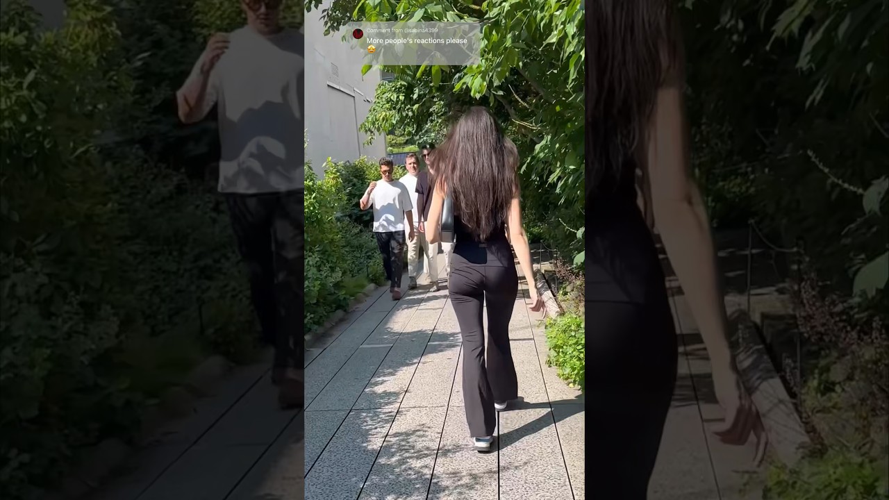 People&rsquo;s reactions #nyc #reactions #caminando #style #teresachavez #model #viral #shorts #reaction