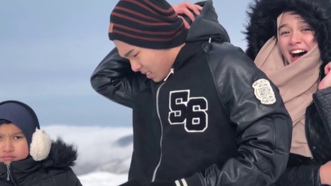 Seronok Betul Danish Hakim Marissa Dania Main Salji Kat Istanbul.