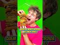 NINGUEM COME TÃO RAPIDO ASSIM KKKK🥪🔥 #humor #comedia #challenge #desafíos #viral