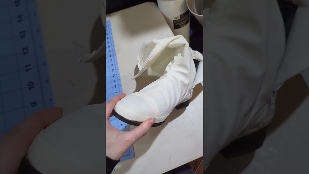 How to make cosplay shoes: boot covers #cosplay #sewing #cosplayers