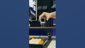 Wherever you need to go, the UGREEN Uno 100W charger can go with you