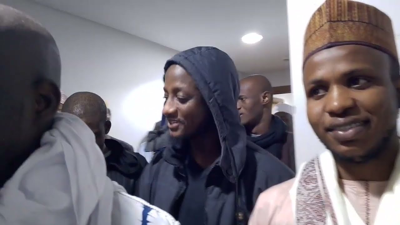 حلقة الذكر لمناسبة زفاف الإمام المرشد إلياس خرشى غلغل وميمونة (بارك الله بينكما وفيكما وعليكما)