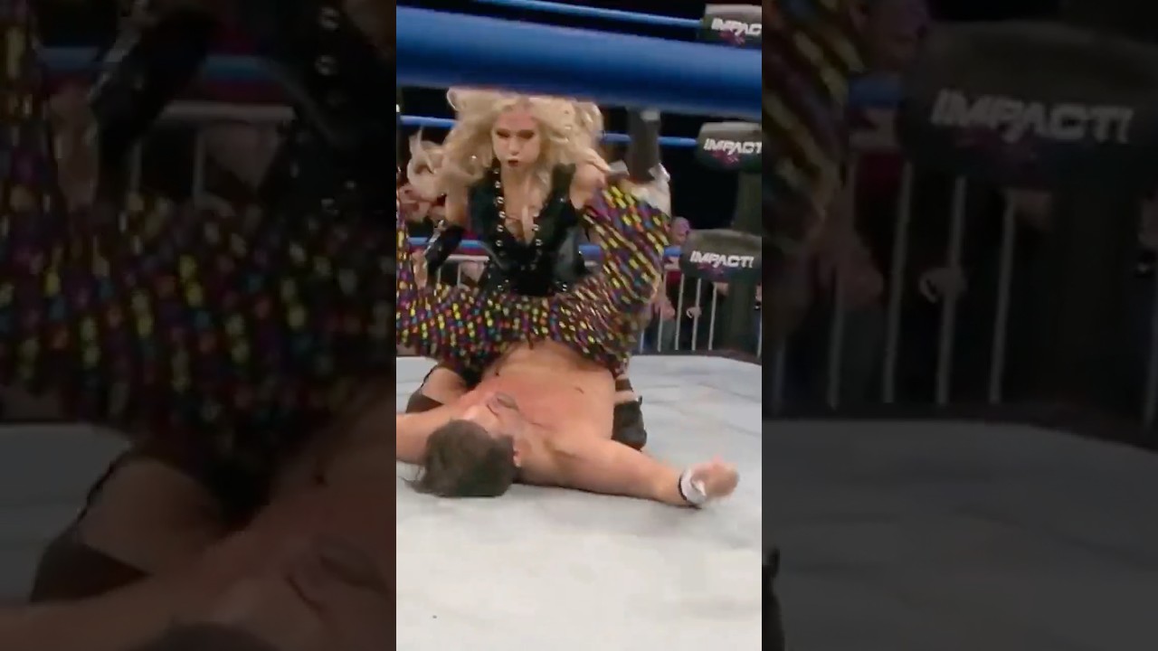 Scarlett Bordeaux Hits A Powerbomb