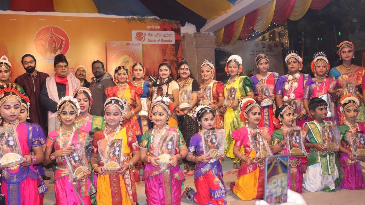 Siva panchakshari by Anuradha, yasaswini, chandana,Karthika,chandrika,Yamini, Praaveenya at varanasi
