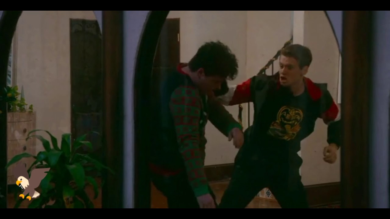 Cobra kai temporada 3 completa el regreso de halcón - YouTube