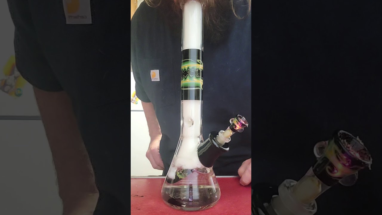 US Tubes x Mike Fro Collab beaker