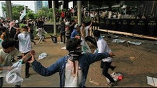 Download lagu 2  Berita 26 Mei 2016   TEGANG! Ahok Gusur Pemukiman Nakal, Ahok Diserang Pake Batu & Panah HEBOH