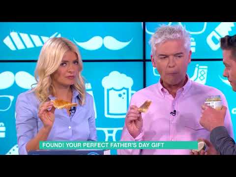 Video: Holly Willoughby (tv-programleder) Nettverdi: Wiki, Gift, Familie, Bryllup, Lønn, Søsken