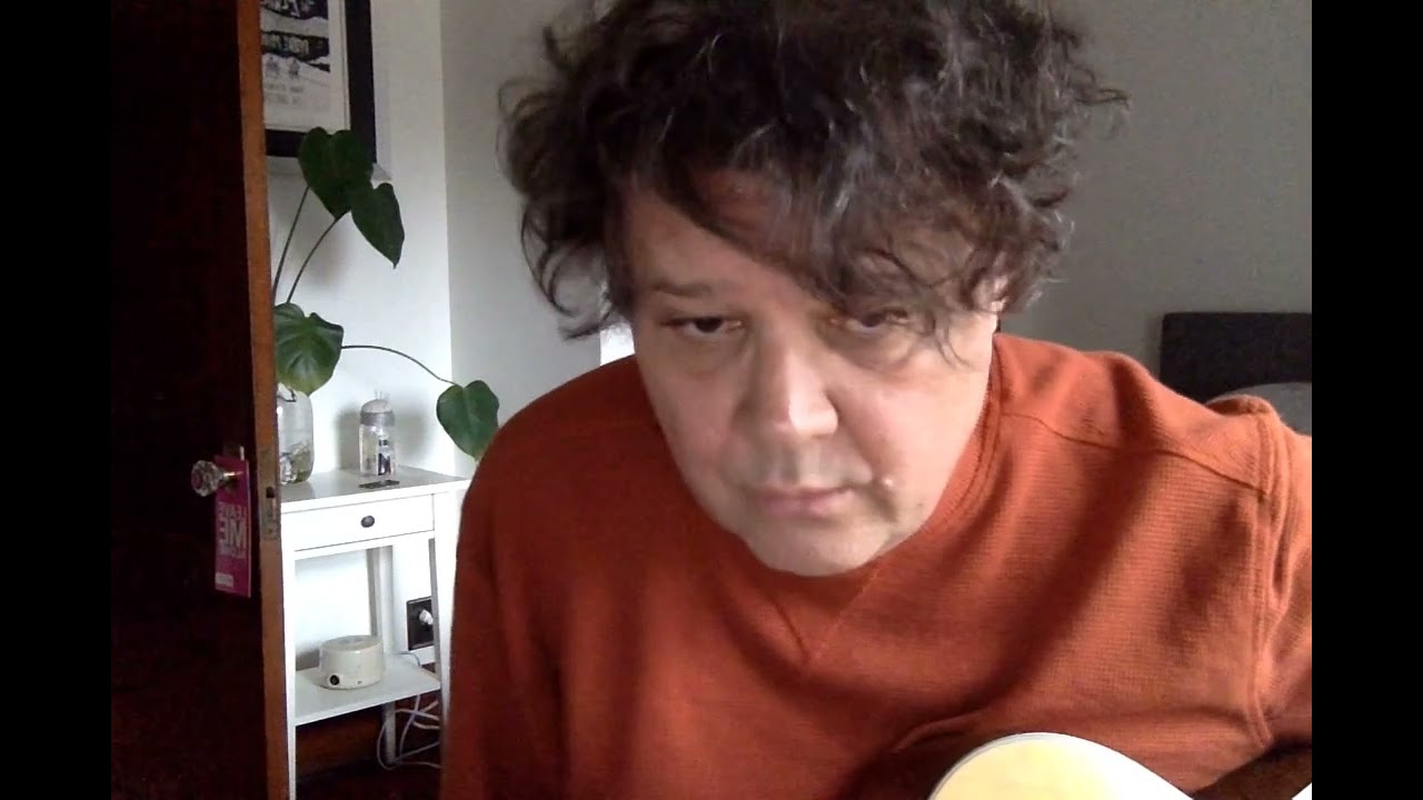 RON SINGS 