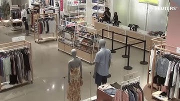 Amazon opens first in-person clothing store with high-tech twist