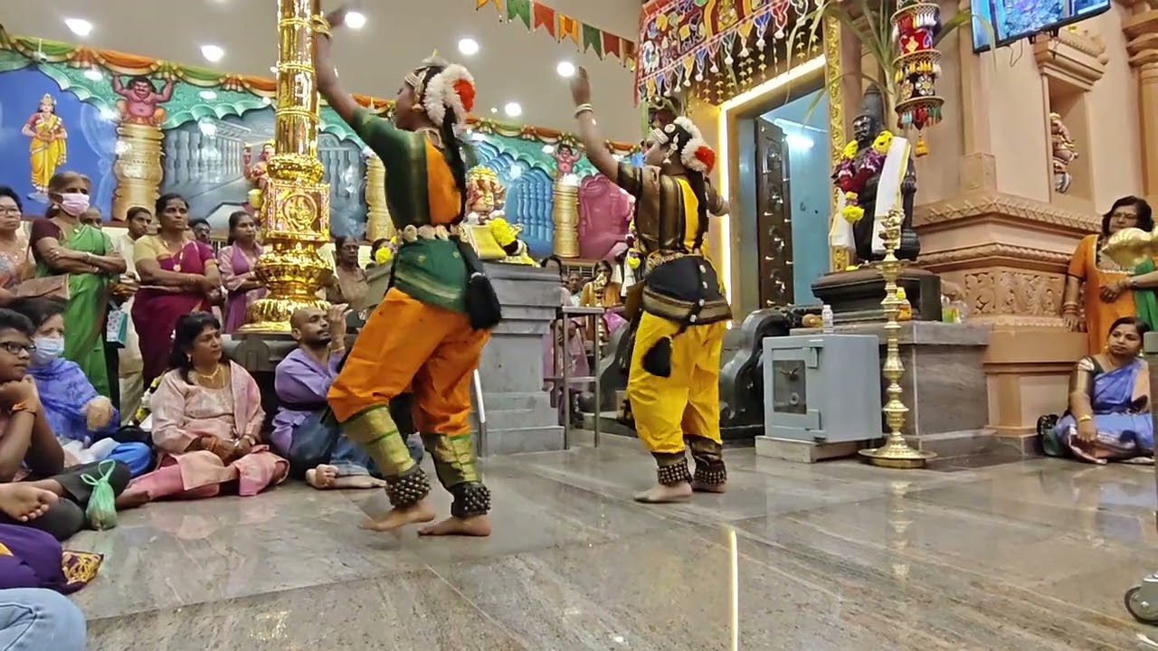 Indian Classical Dance by Kalaiarasi and Praveena (Part 1)