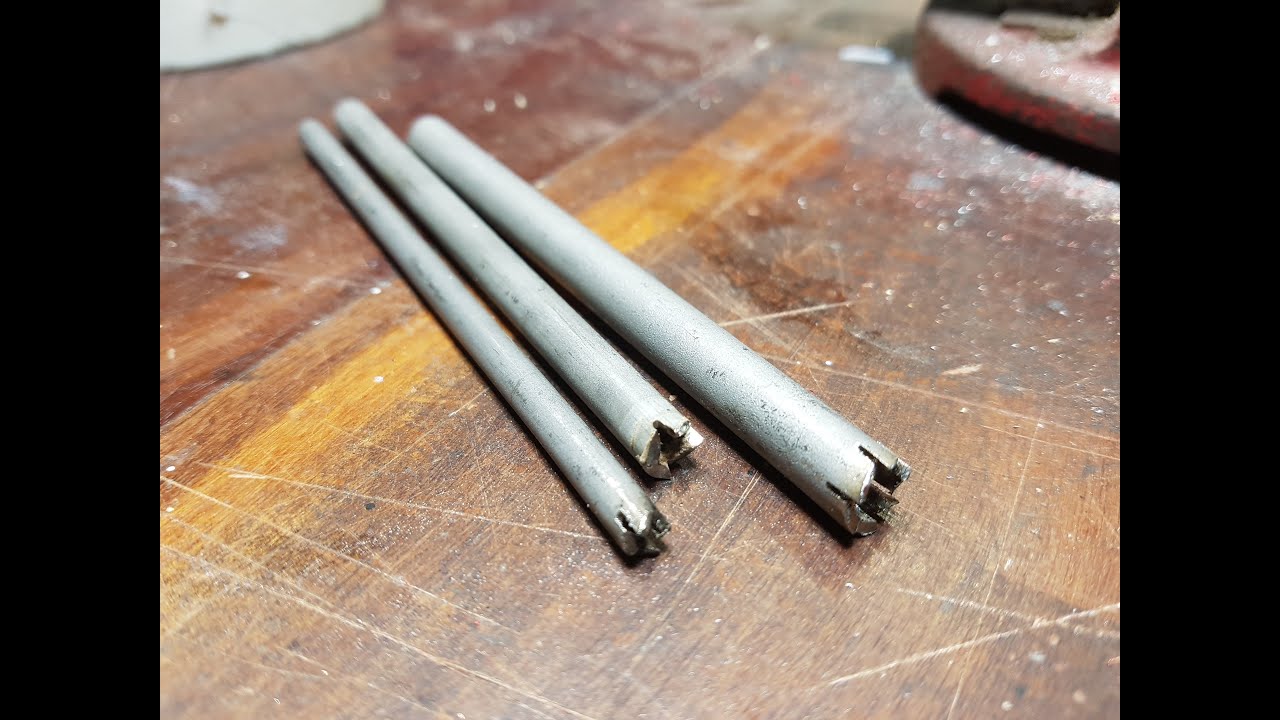 Как выкрутить сломанный винт из гитары