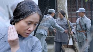 【功夫電影】被人瞧不起的掃地老太婆竟是功夫高手，繡花針秒殺100人  ⚔️  抗日  Mma | Kung Fu