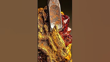 ASMR gold — extracting gold stuck to chalcedony rock using a chisel