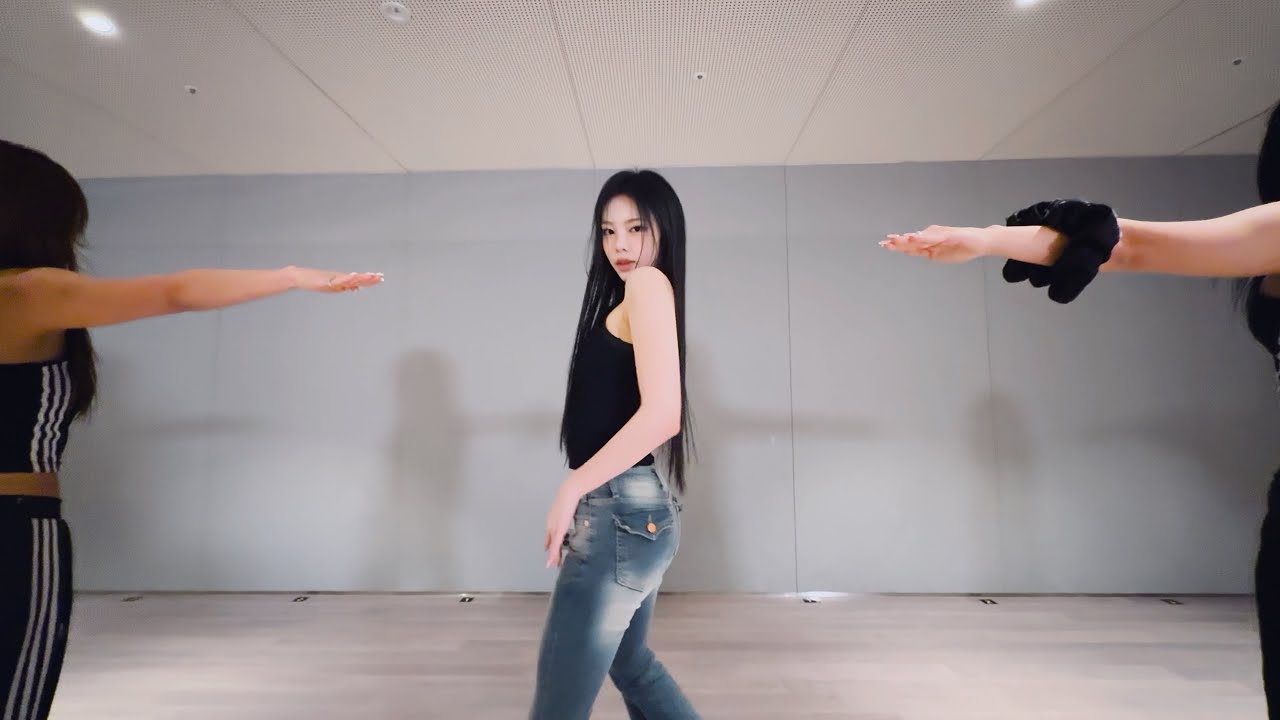 Hearts2Hearts IAN 'UP (KARINA Solo)' (Original Song by aespa)