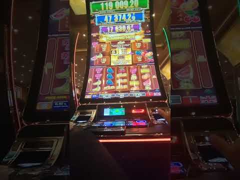 😱$40,000 GRAND JACKPOT WIN ON MO MO MO MUMMY!! #slots #jackpot #vegas #phoenix #bigjackpot