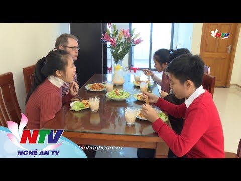 Video Tớ vào bếp: Nấu món mì ý tặng thầy giáo tiếng anh - youtube