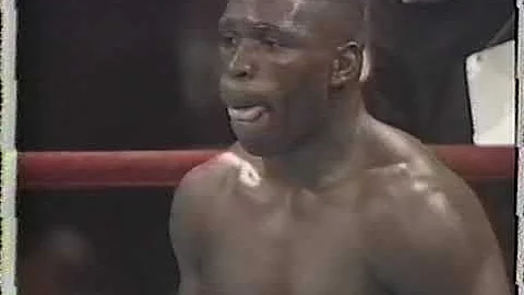 Bobby Czyz vs Robert Daniels