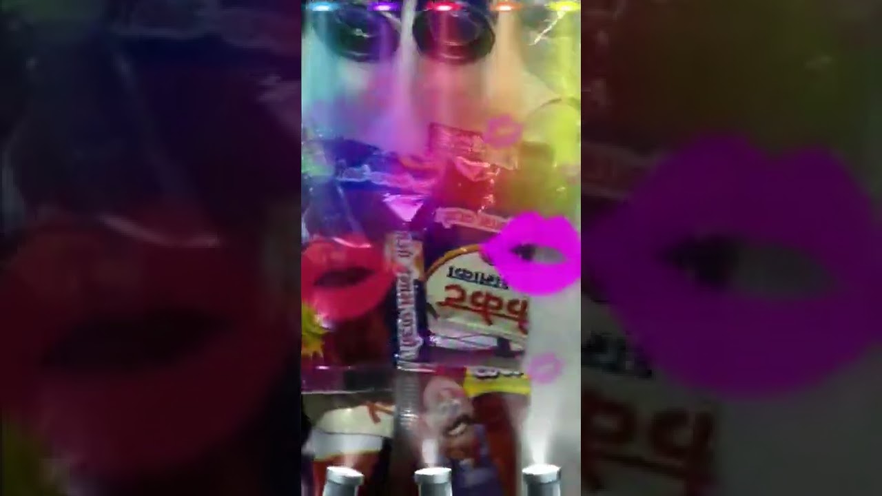 makeup|makeup kit snacks|free gift|free gift inside|unbox|unboxing|fun box|