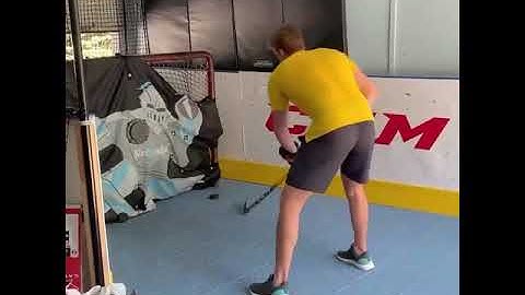 Connor McDavid Dry Land Training. ( Shooting Pucks)