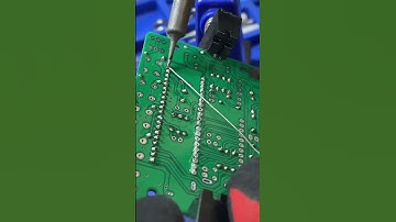 Remember To Use Flux When Soldering Large IC Socket In The FM Radio Kit!