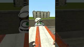 Running from Crazy Frog Nextbot - on Road #gaming