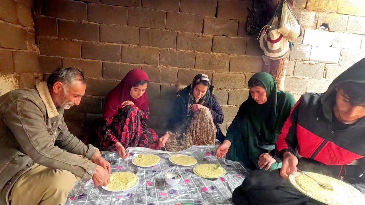 Hard life in the storm of Iranian nomads - YouTube