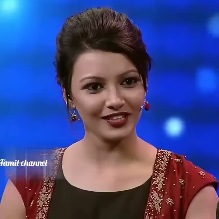 Oru adaar love movie