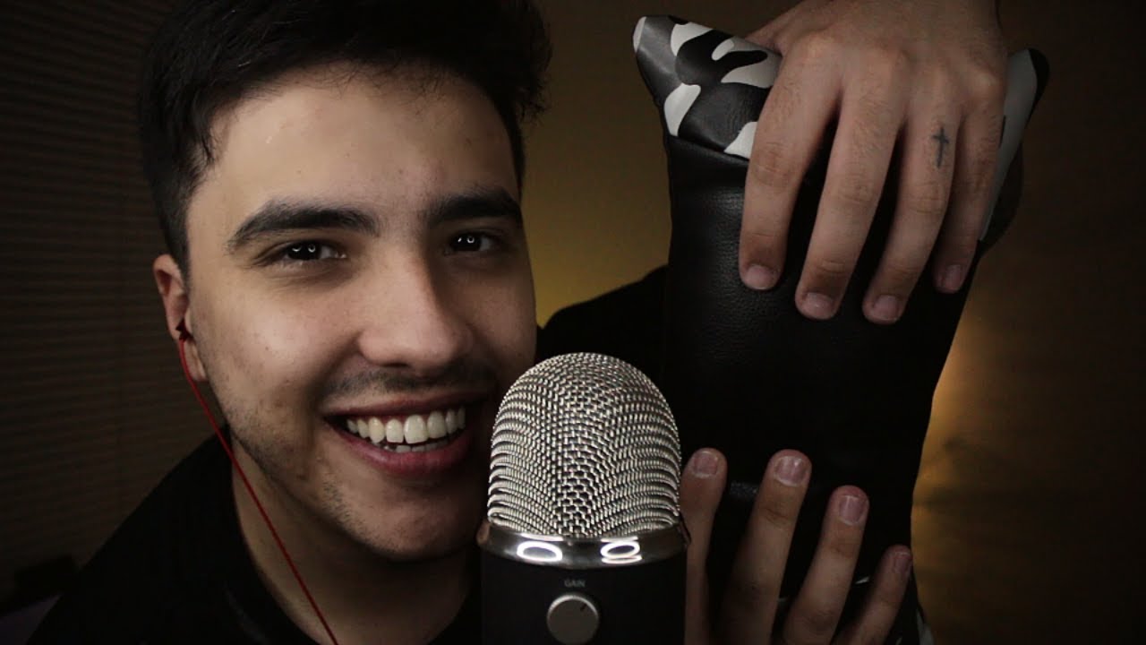 ASMR Mouth Sounds & Tapping